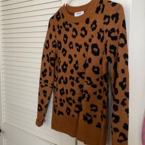 Old navy sweater